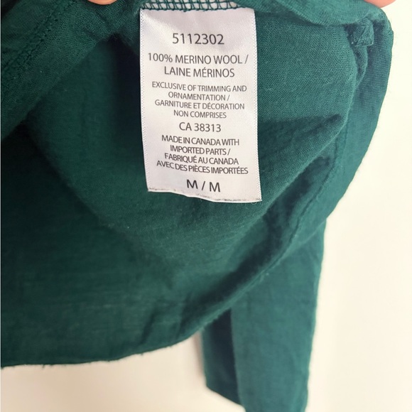 Deep Green V-Neck 100% Merino Wool Long Sleeve Base Layer - Picture 3 of 4
